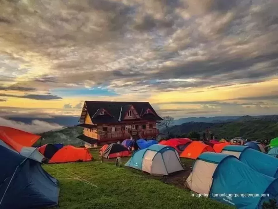 tempat wisata bandung tempat camping bandung taman langit pangalengan