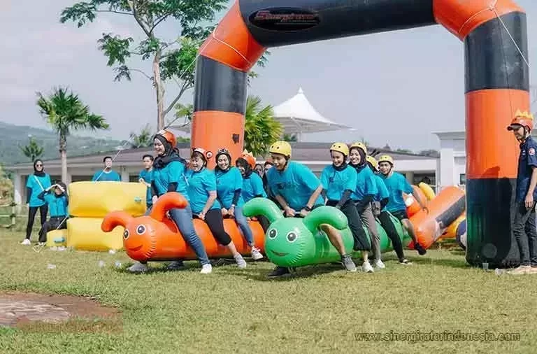 Paket Outbound Bandung - Paket Gathering Bandung - Paket Retreat Bandung, Outbound team building bandung